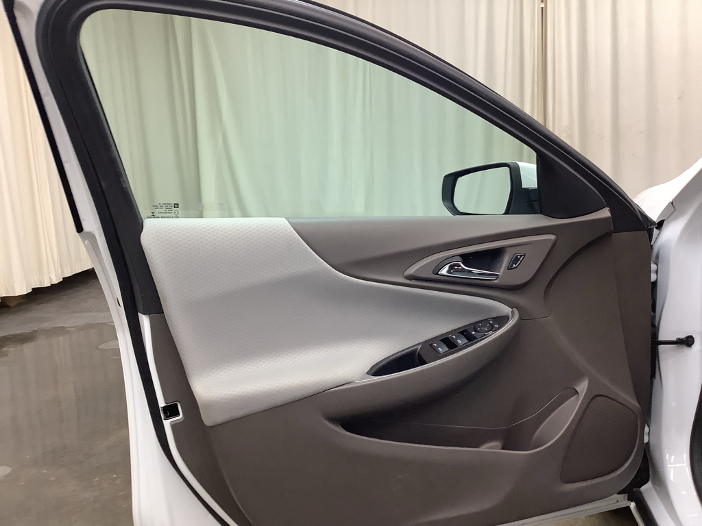 2018 Chevrolet Malibu 1LT photo 13