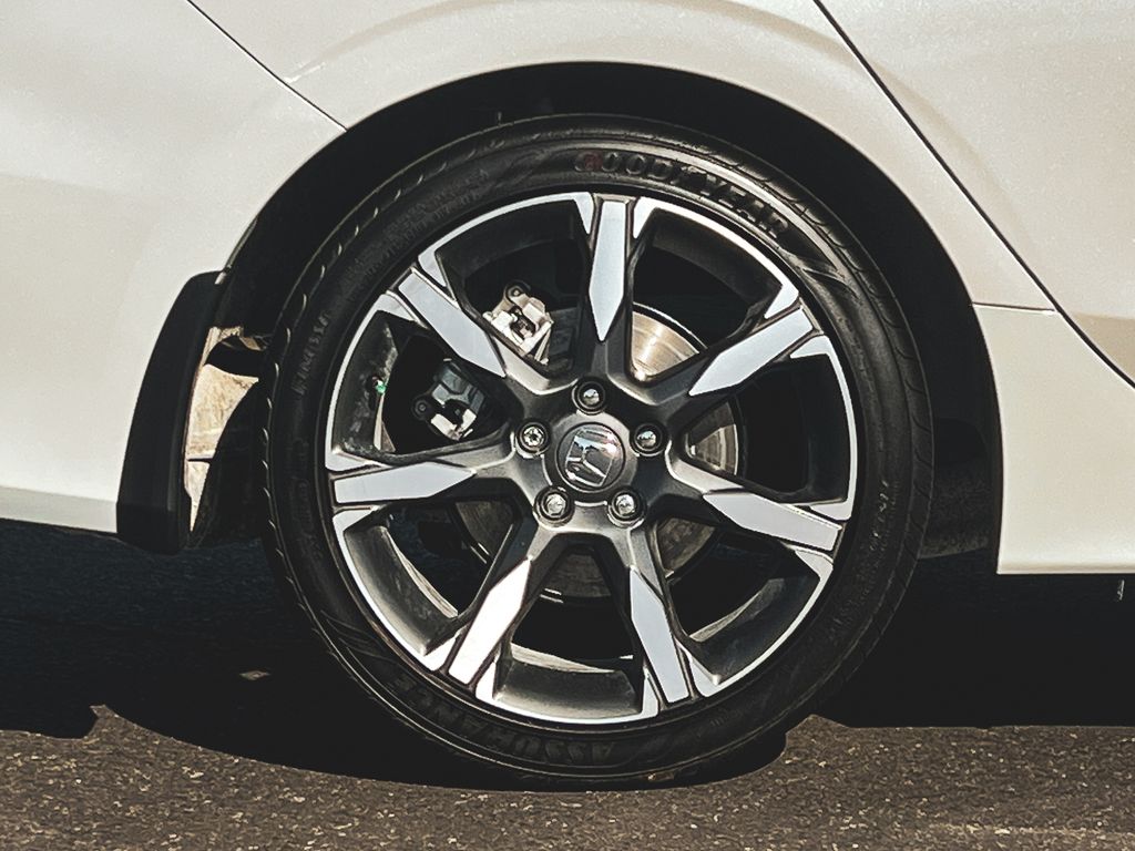 2026 Honda Civic Hybrid Sport Touring photo 2