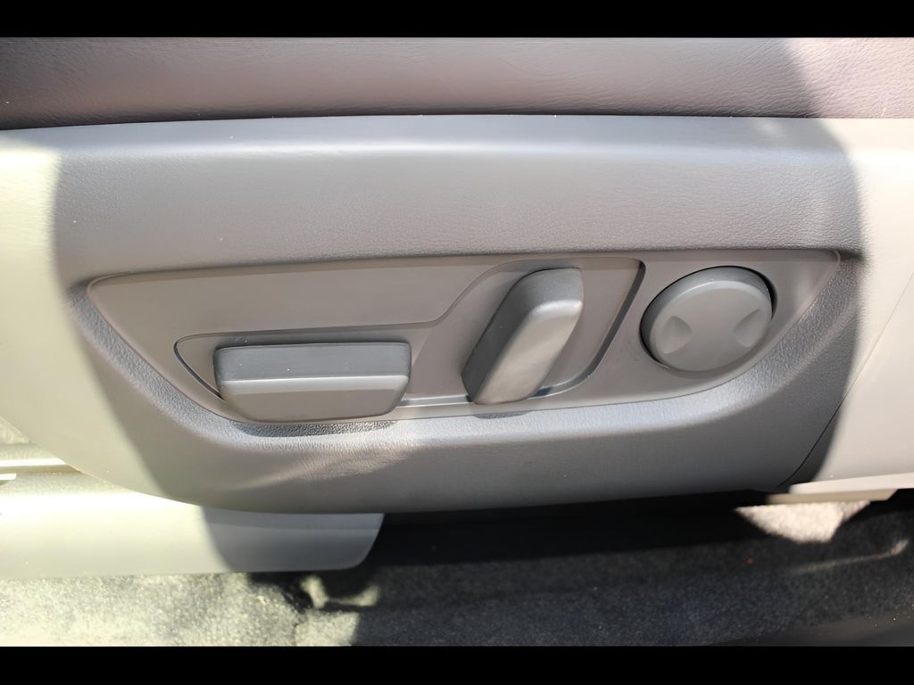 2025 Mazda CX-90 Preferred photo 12