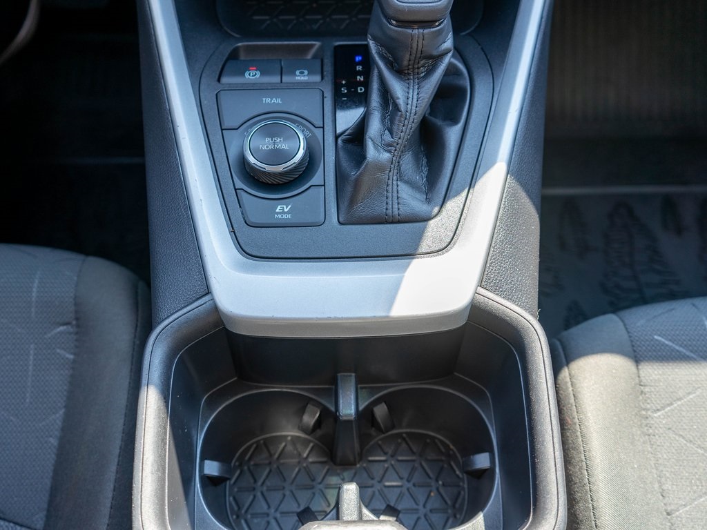 2023 Toyota RAV4 Hybrid photo 15