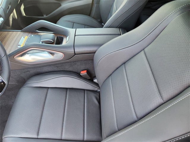 2026 Mercedes Benz GLE 450 4MATIC photo 8