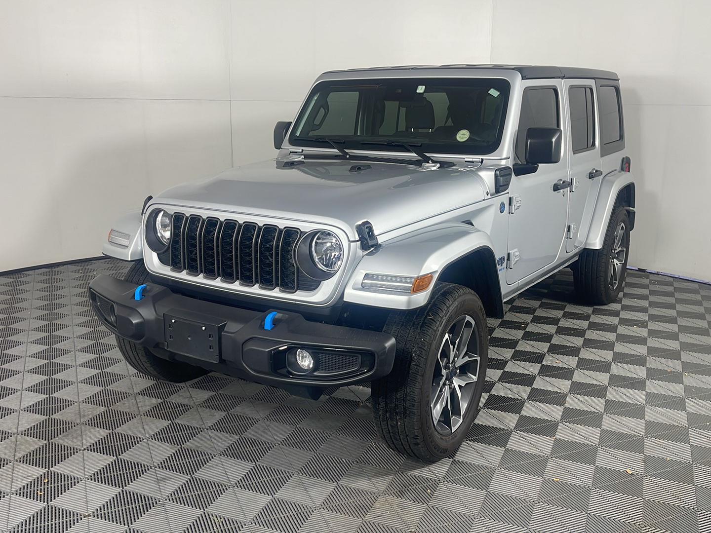 2024 Jeep Wrangler 4xe Sport S photo 2