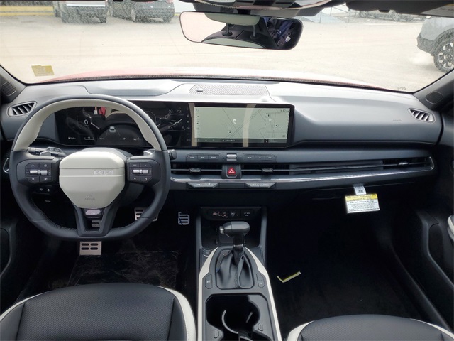 2025 Kia K4 GT-Line Turbo photo 22