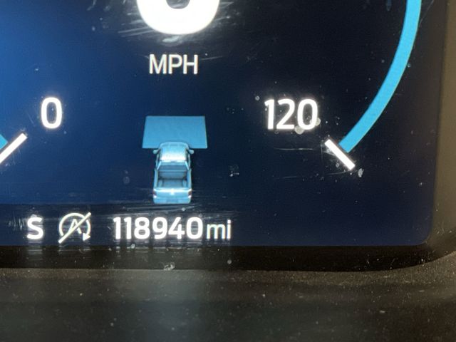 Used 2021 Gray Metallic Ford Platinum image 6