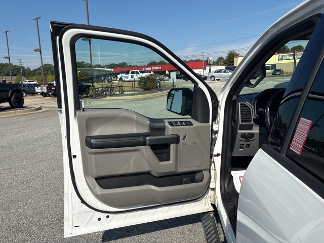 2020 Ford F-150 XLT photo 12