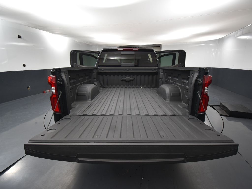 2025 Chevrolet Silverado 1500 RST photo 35
