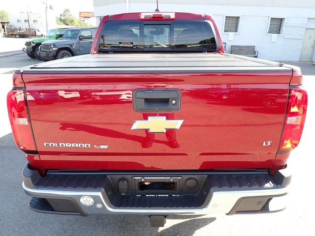 2019 Chevrolet Colorado LT photo 3