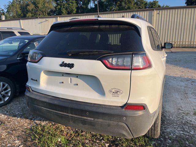 2023 Jeep Cherokee Altitude photo 2