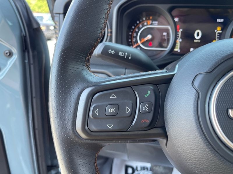 2024 Jeep Gladiator Mojave photo 23