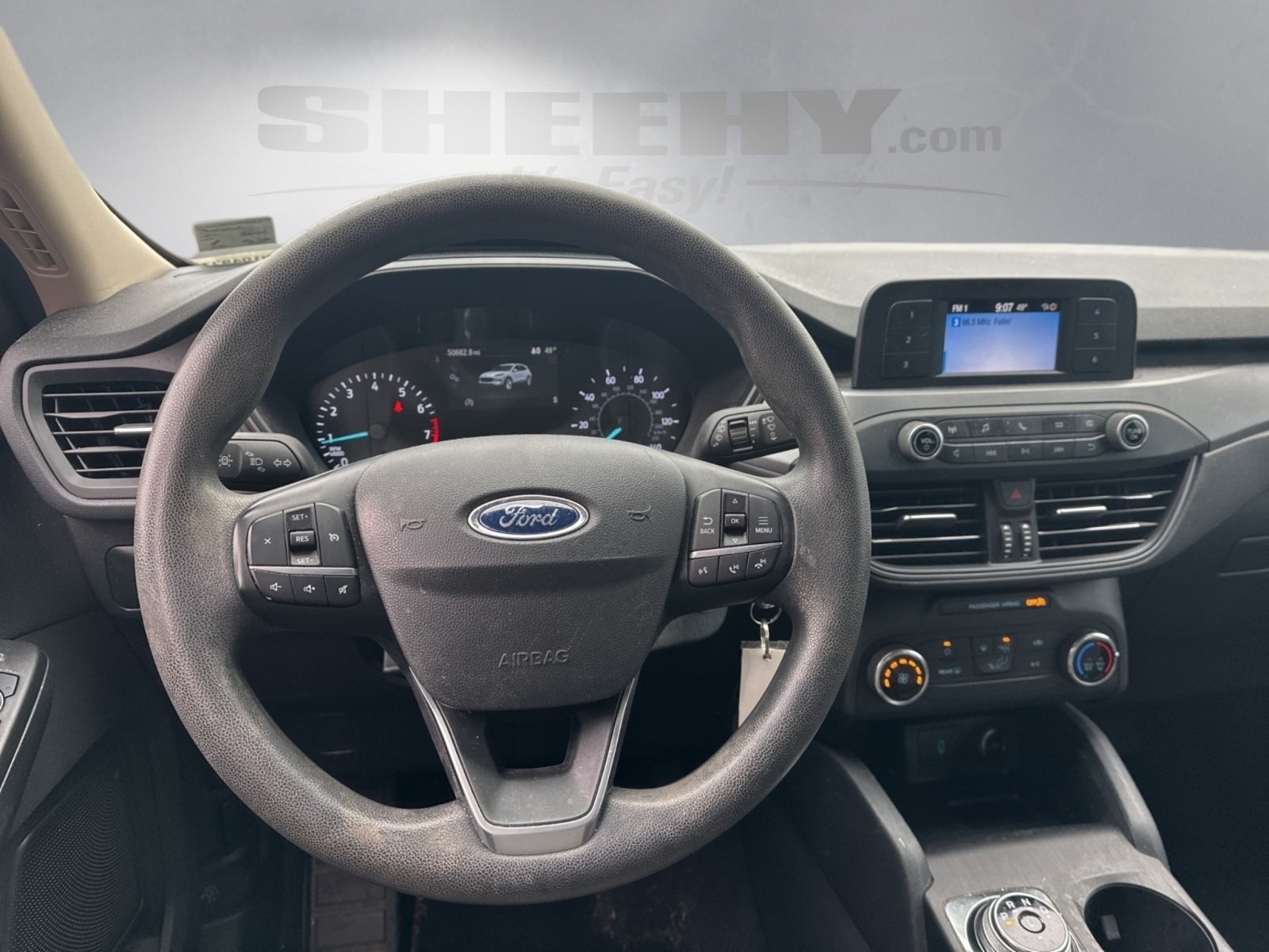 2020 Ford Escape S photo 3