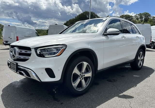 2022 Mercedes Benz GLC 300 4MATIC photo 2