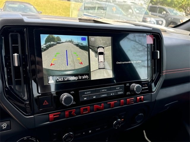 2025 Nissan Frontier PRO-4X photo 19