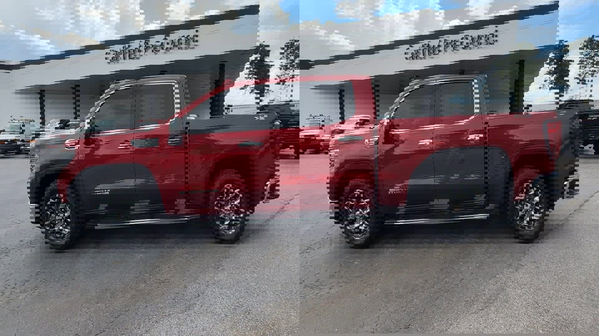 2022 Gmc Sierra 1500 SLT photo 4