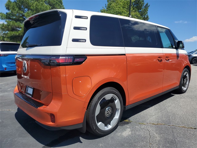 2025 Volkswagen ID. Buzz Pro Plus photo 4