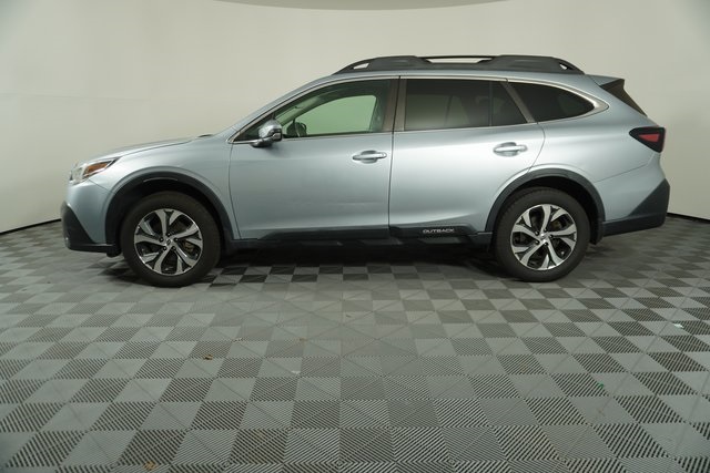 2021 Subaru Outback Limited photo 4
