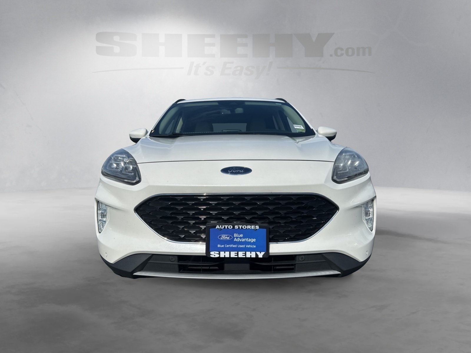 2020 Ford Escape Titanium Hybrid photo 16