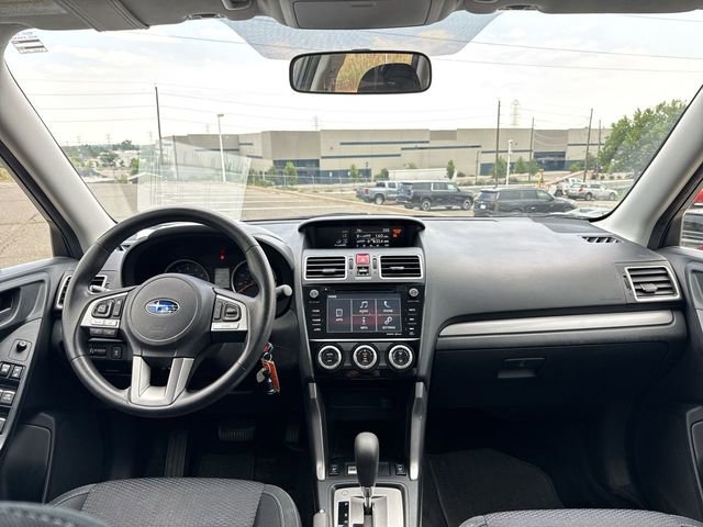 2018 Subaru Forester Premium photo 19