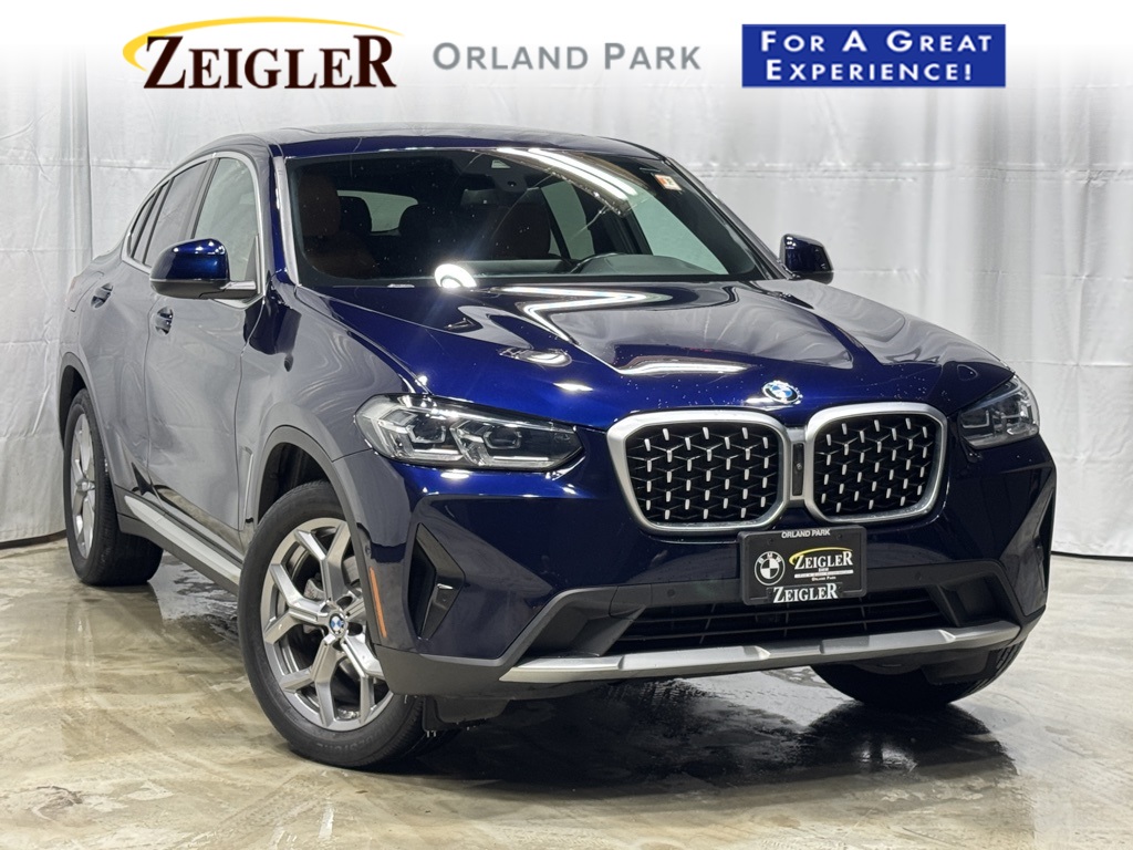 2023 BMW X4 30i's photo