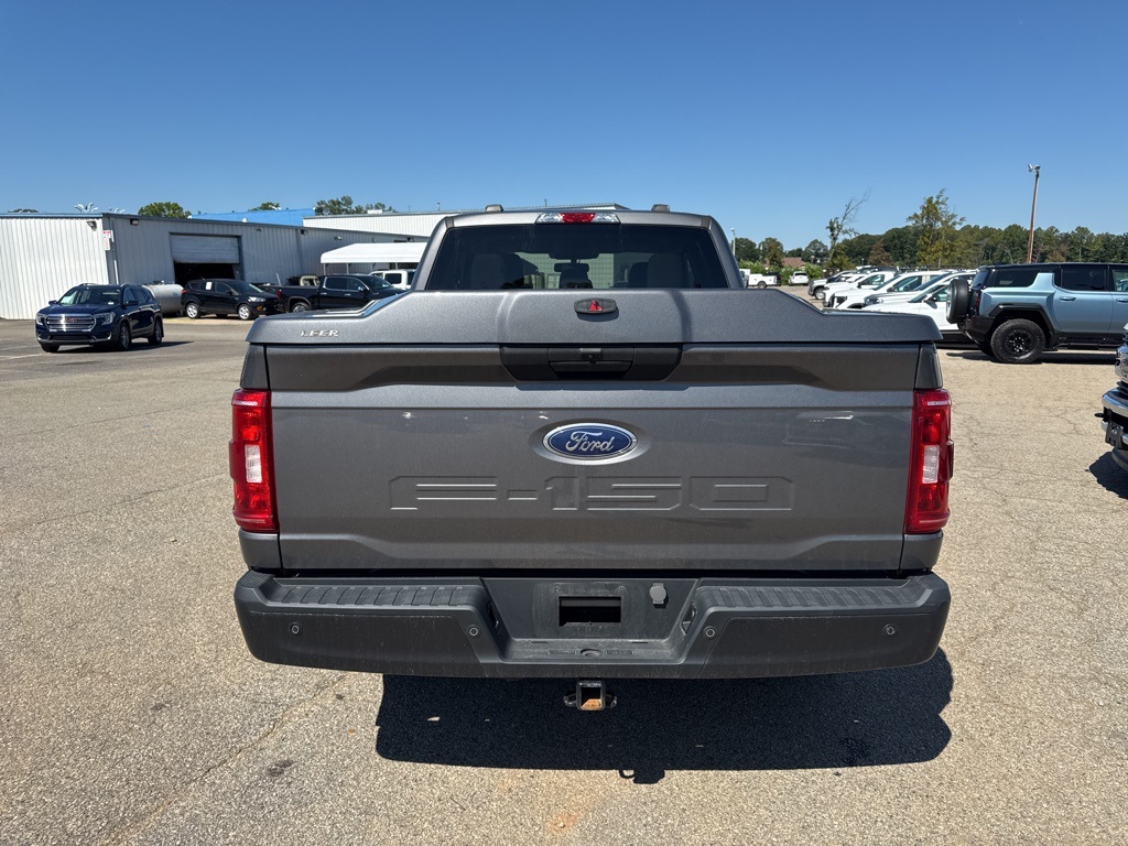 2023 Ford F-150 XL photo 3