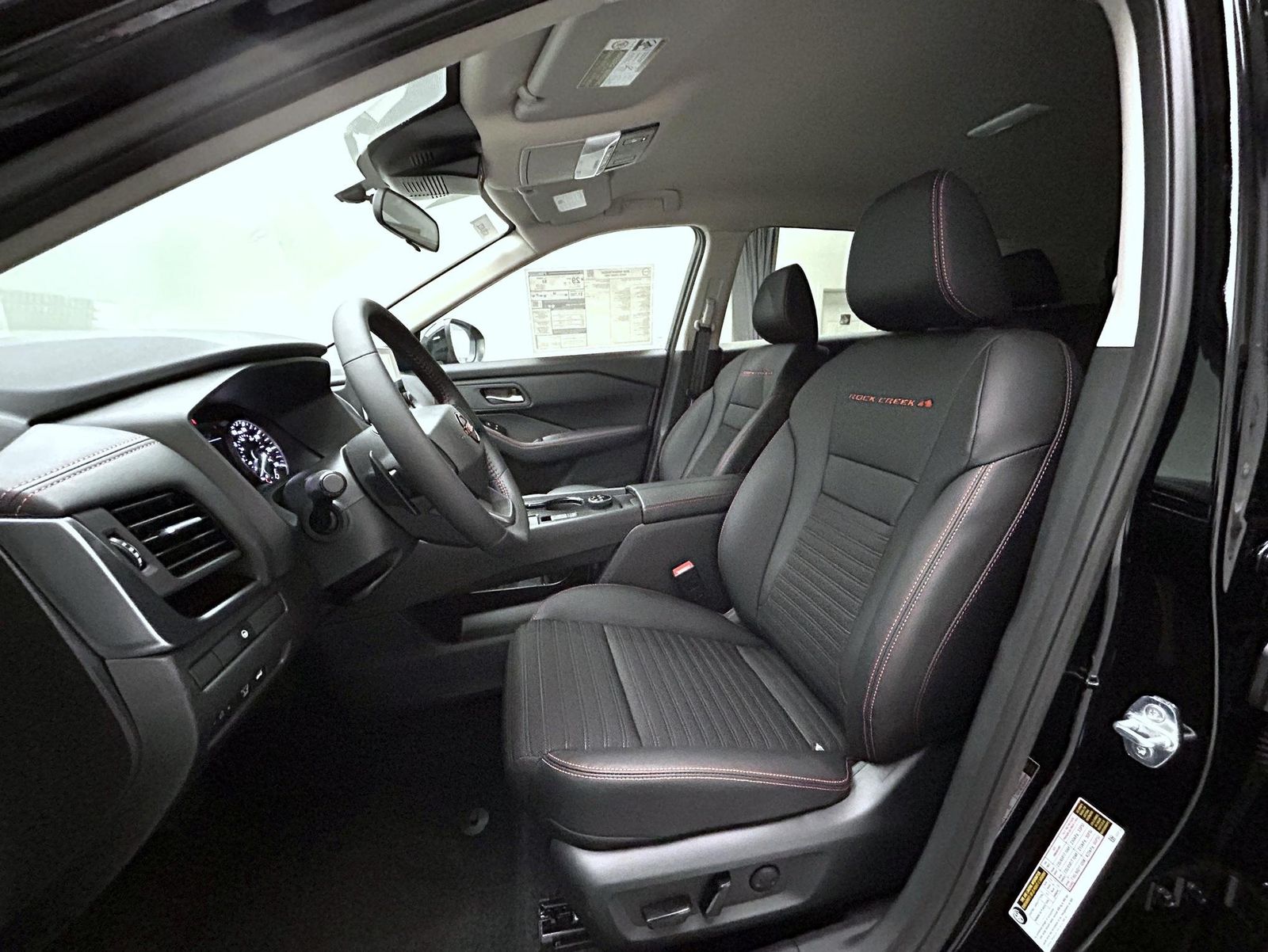 2026 Nissan Rogue AWD photo 10