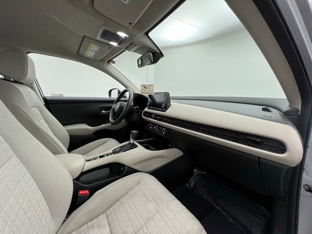 2023 Honda HR-V LX photo 24