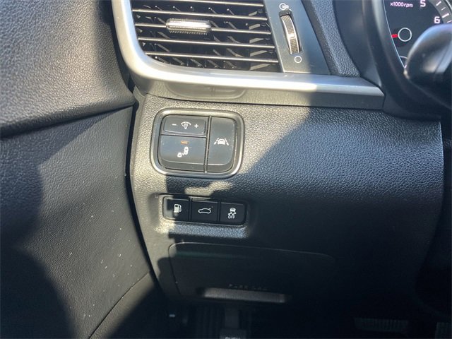 2019 Kia Optima S photo 9