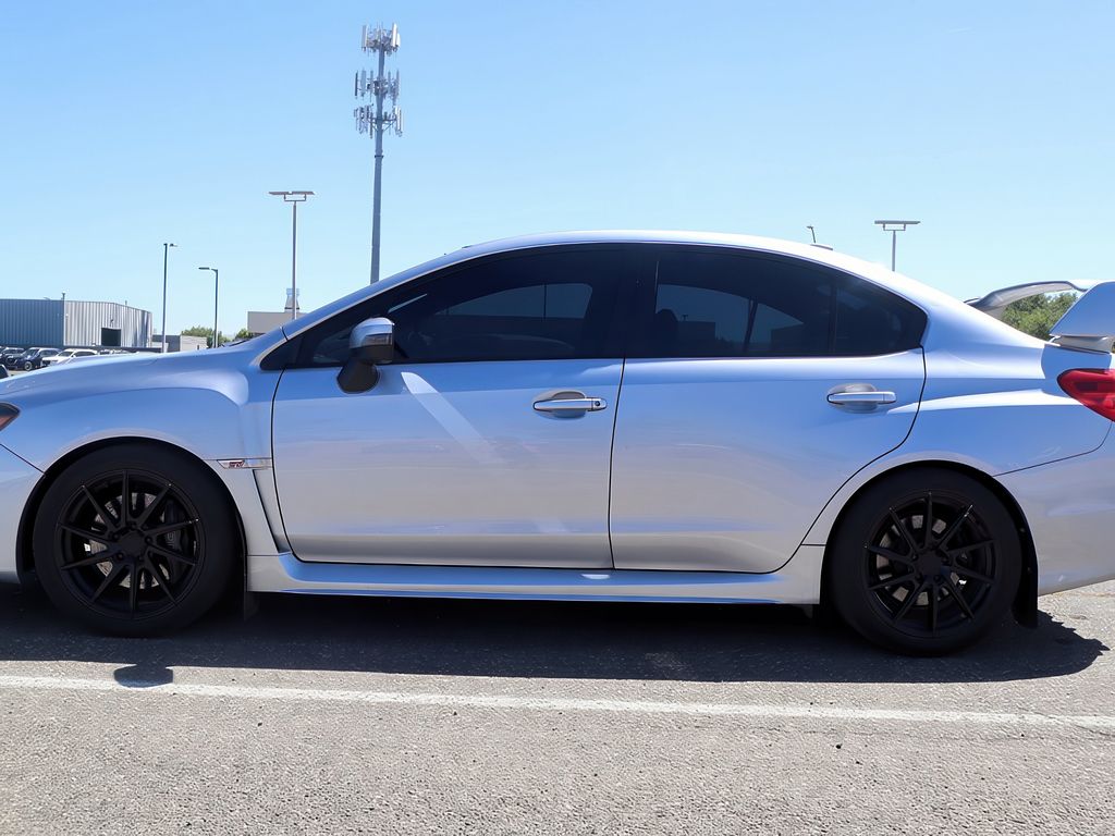 2015 Subaru WRX STI Limited photo 4