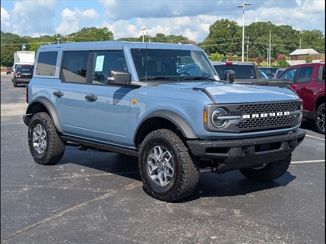 New 2025 Azure Gray Metallic Tri-Coat Ford Badlands image 2