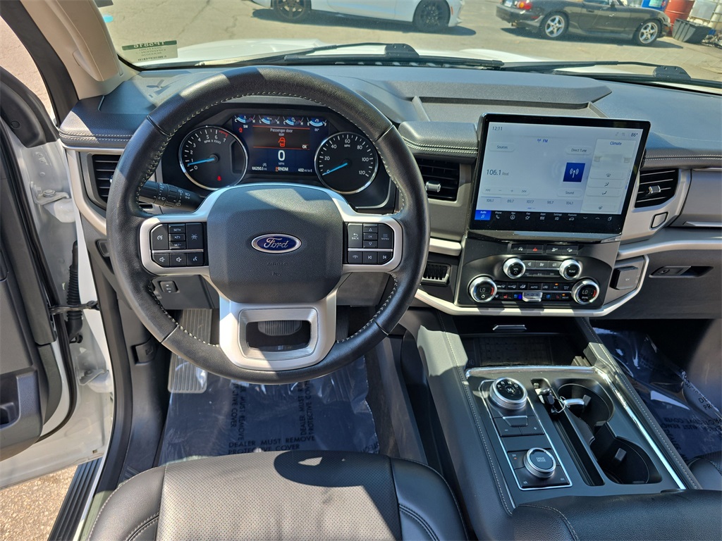 2024 Ford Expedition MAX XLT photo 15