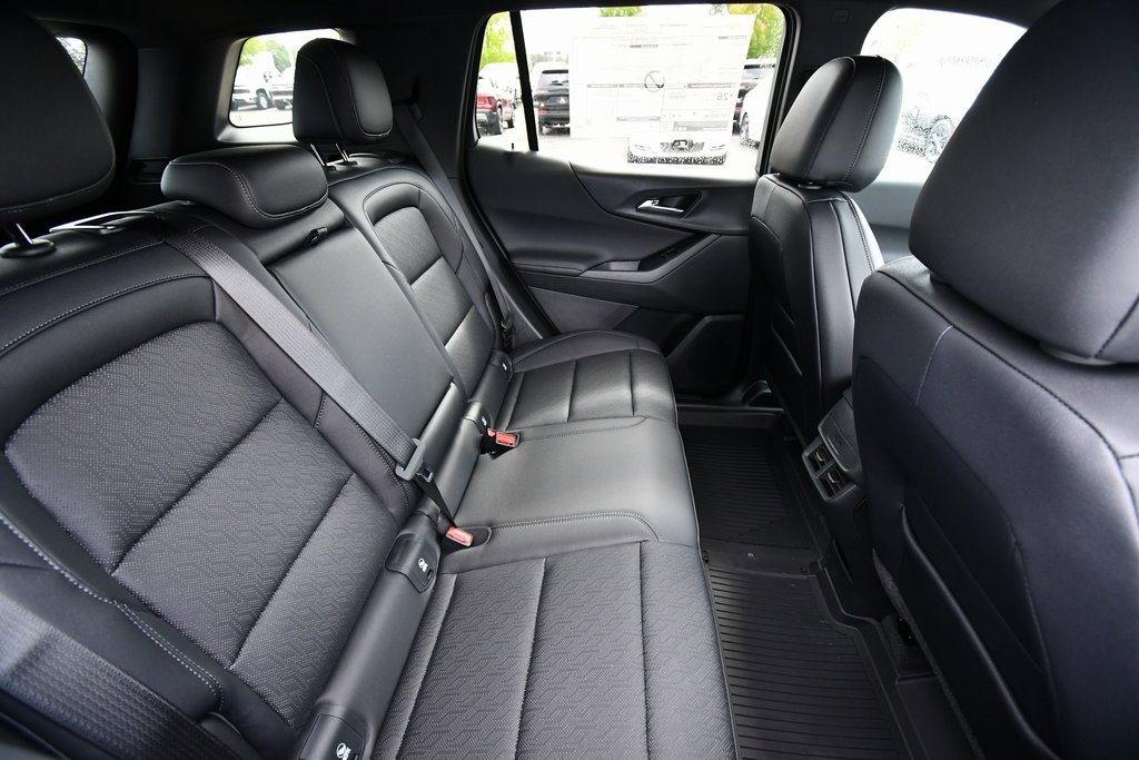 2026 Chevrolet Equinox LT photo 13