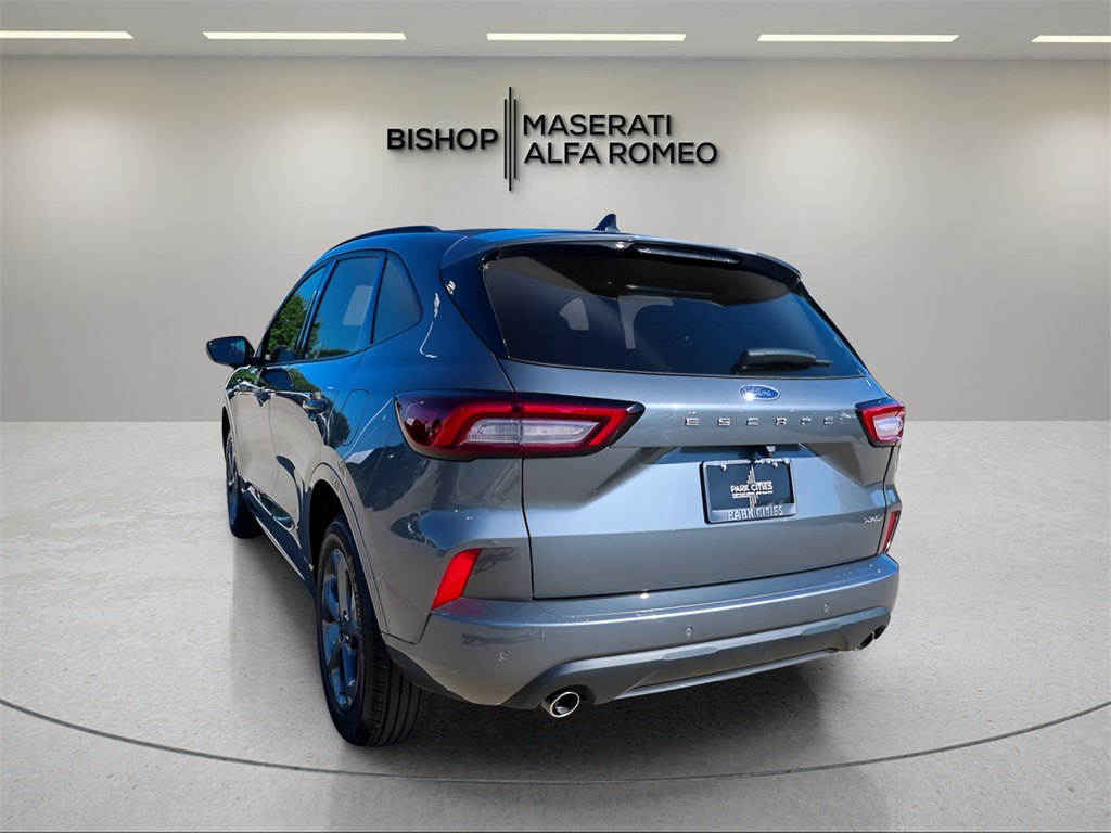 2024 Ford Escape ST-Line Select photo 4