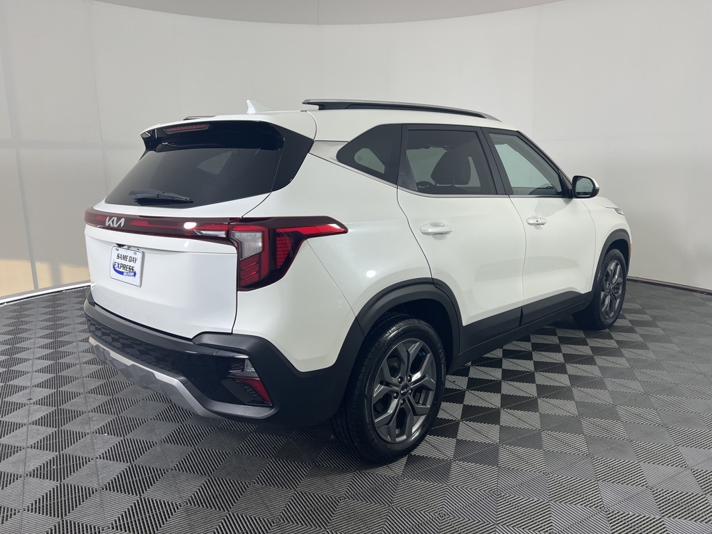2024 Kia Seltos S photo 18