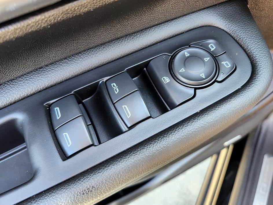 2024 Gmc Terrain Denali photo 28