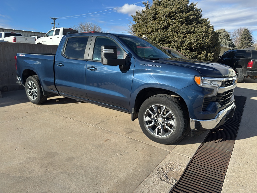 2022 Chevrolet Silverado 1500 LT's photo