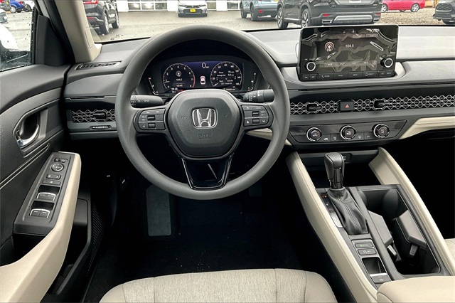 2025 Honda Accord LX photo 15