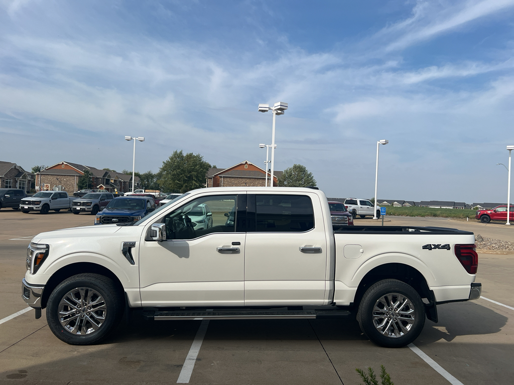 2025 Ford F-150 Lariat photo 3