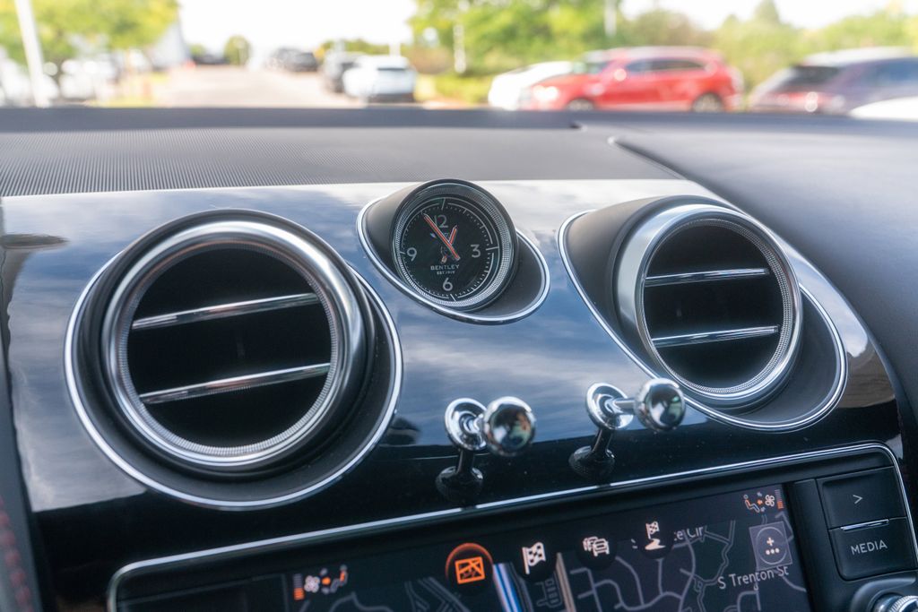 2020 Bentley Bentayga Speed photo 23