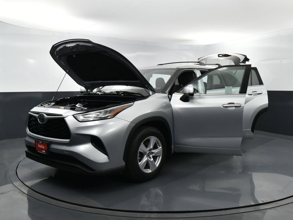 2020 Toyota Highlander L photo 31