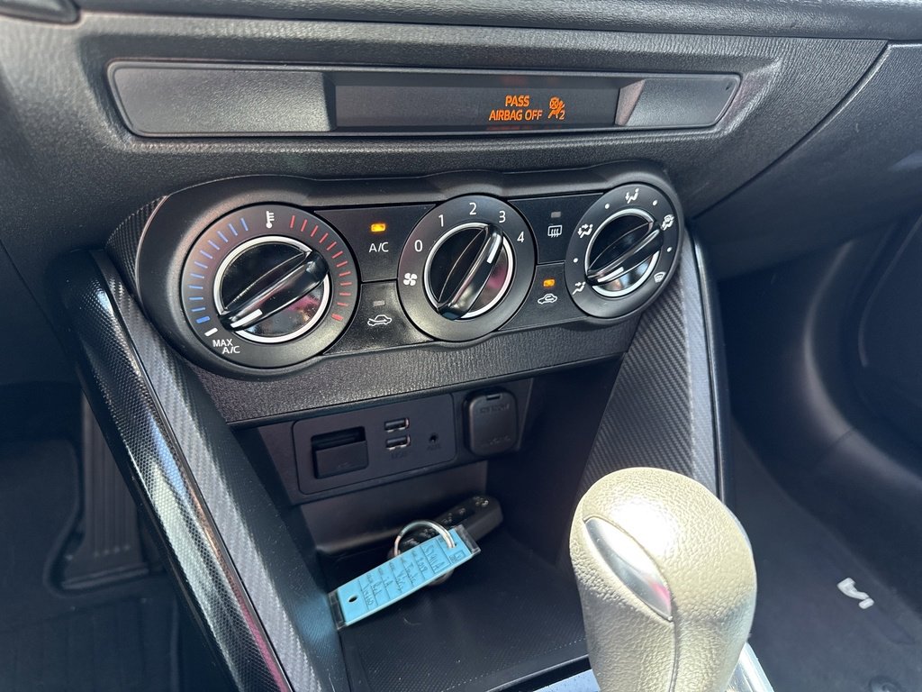 2018 Toyota Yaris iA Base photo 23