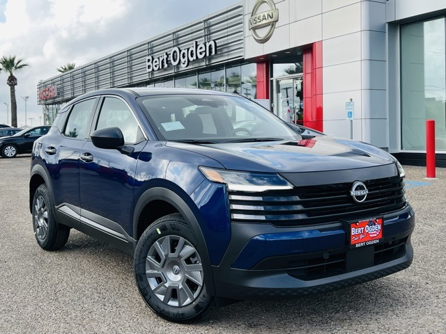 2026 Nissan KICKS S's photo