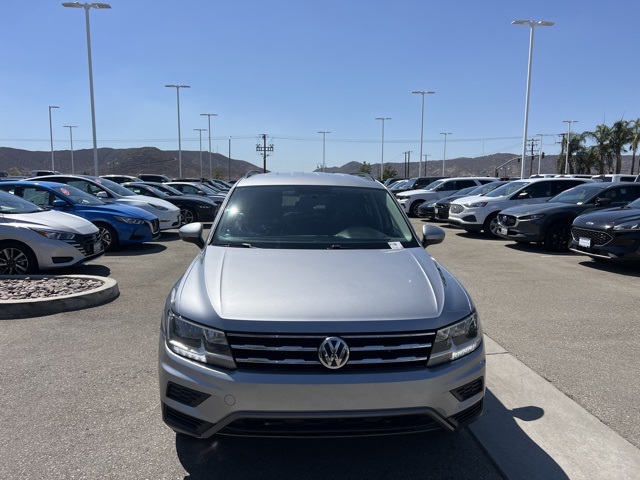 2021 Volkswagen Tiguan S photo 2