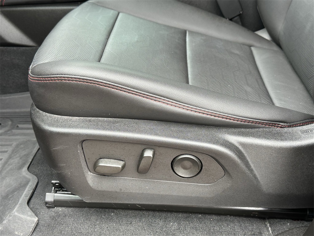 2023 Chevrolet Colorado Z71 photo 12
