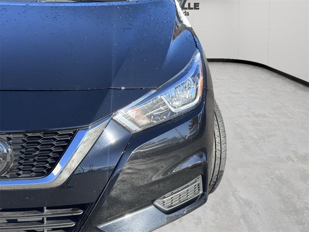 2021 Nissan Versa 1.6 SV photo 3