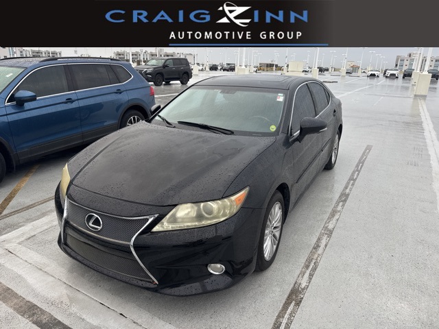 2013 Lexus ES Base's photo