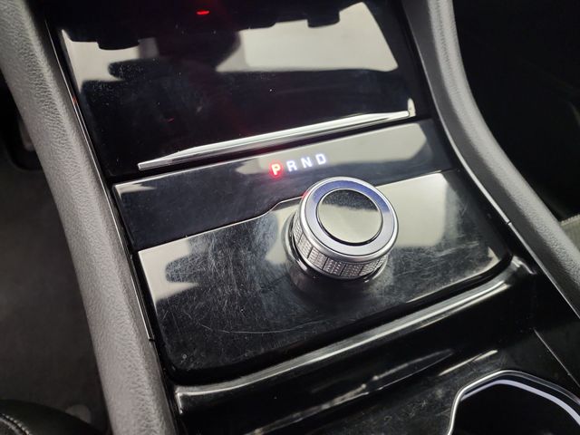 2021 Jeep Grand Cherokee Altitude photo 3