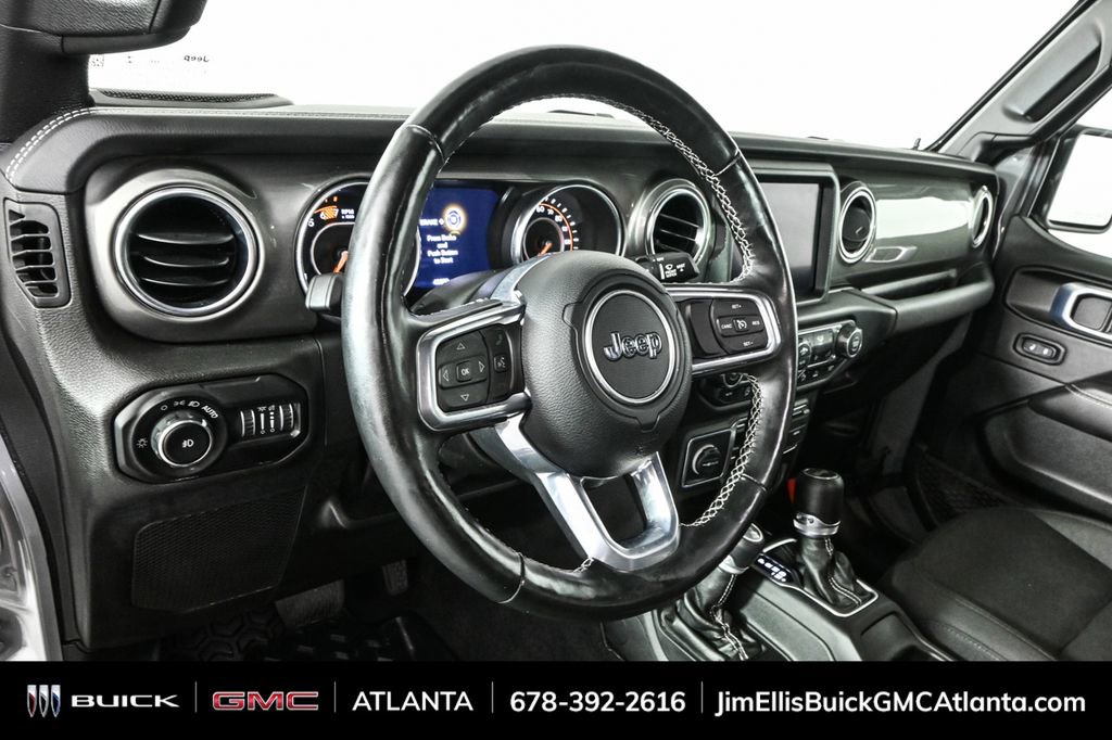 2021 Jeep Wrangler Unlimited Sahara photo 4