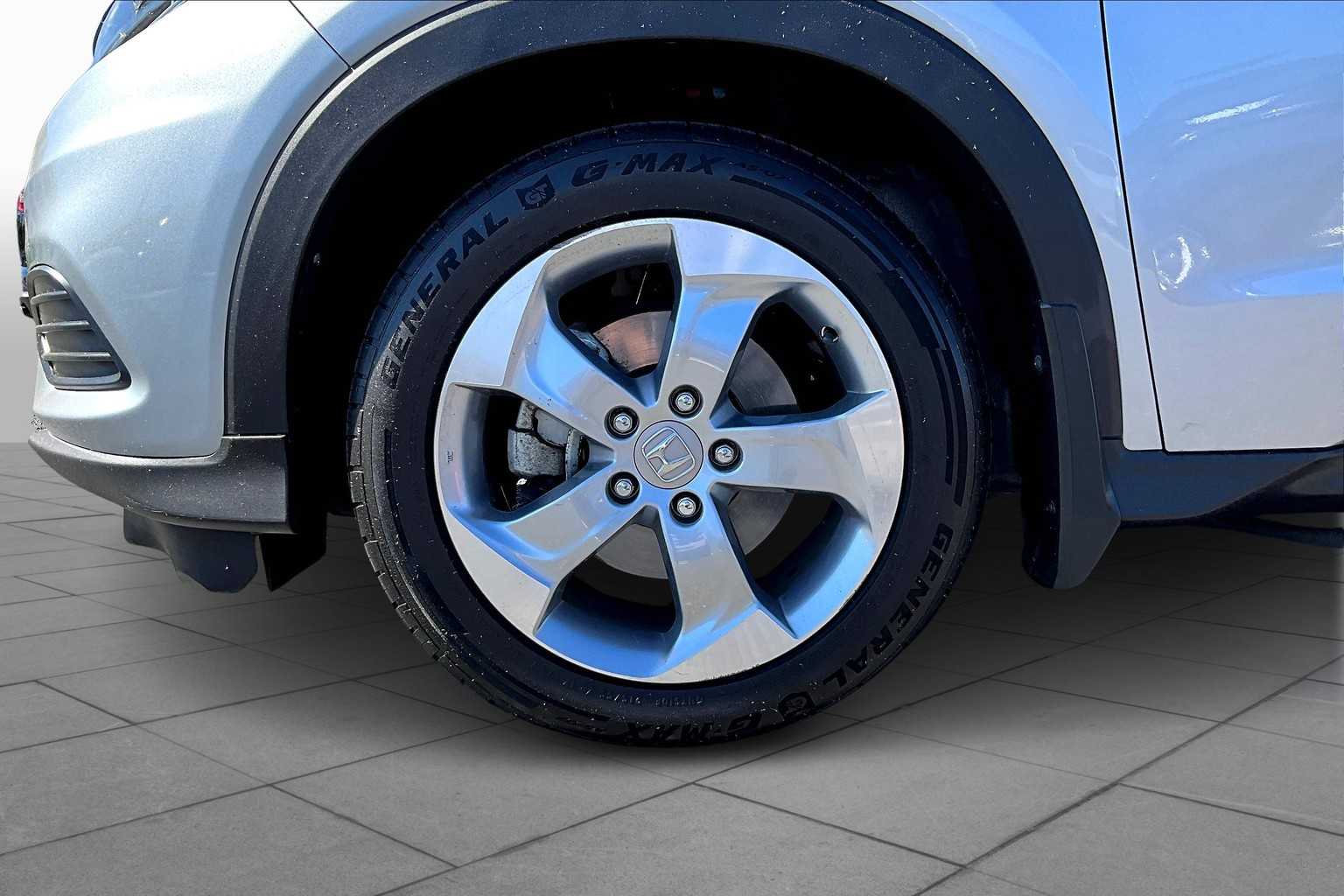 2019 Honda HR-V LX photo 10