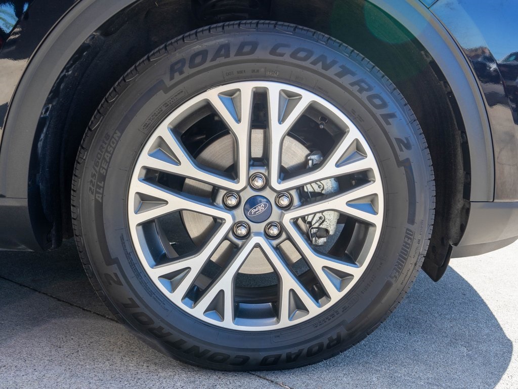 2021 Ford Escape SEL photo 31