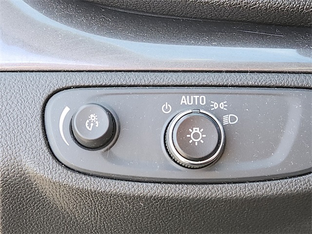 2020 Buick Encore Preferred photo 28