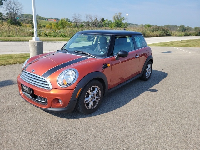 2012 Mini Cooper Base photo 16